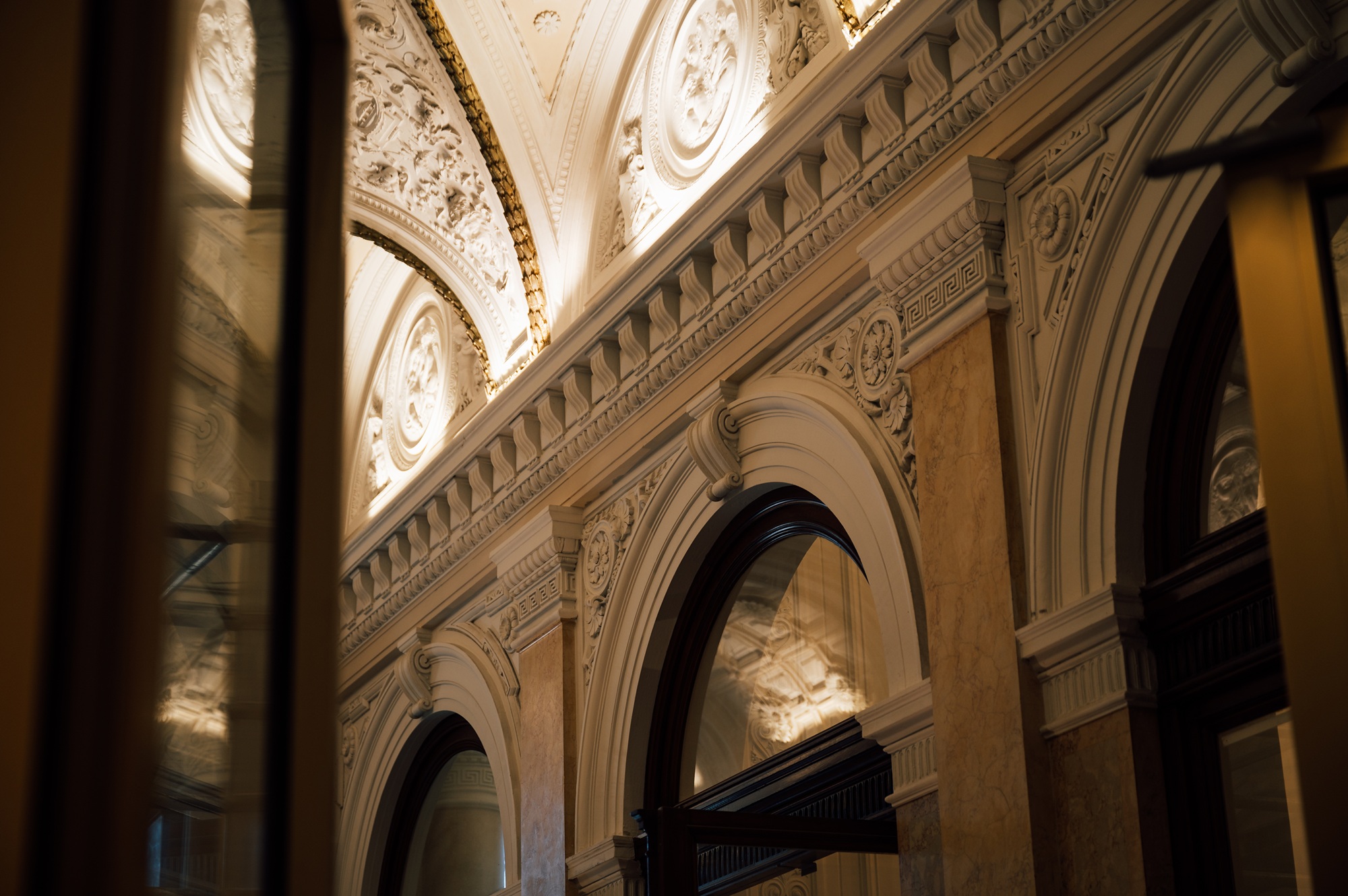 12_Almanac_Palais_Vienna_building_details