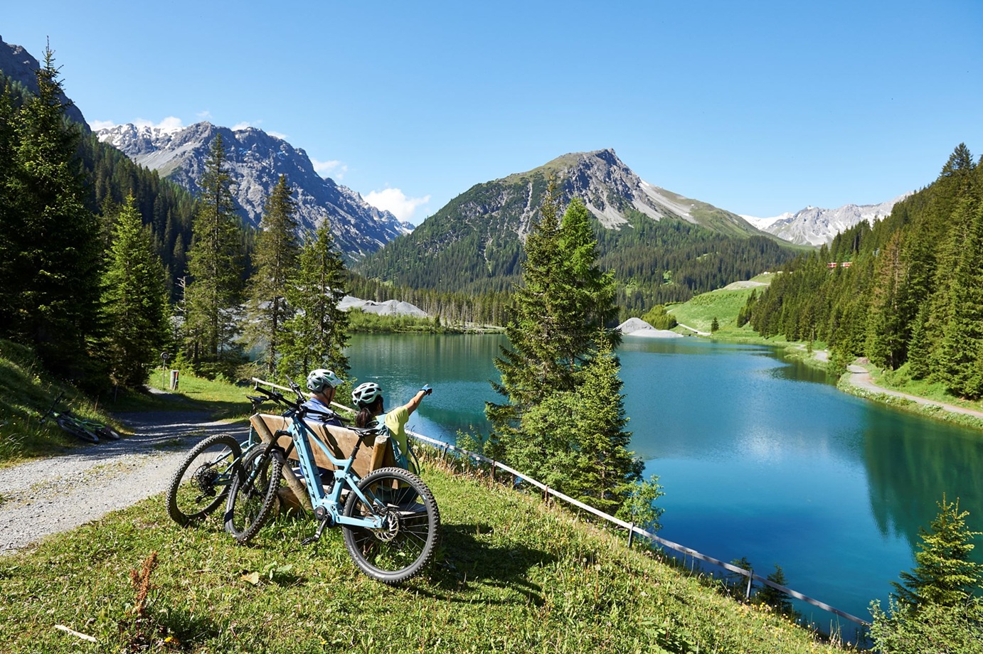 4_Arosa Tourismus_lake