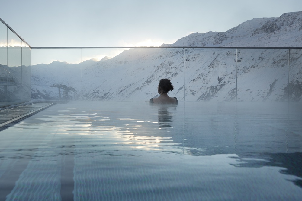 8_top-hotel-hochgurgl-pool