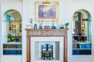 Ellerman_House_Lounge_Fireplace